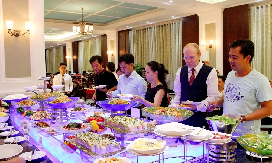 Hướng dẫn cách tổ chức tiệc sinh nhật công ty ý nghĩa Hướng dẫn cách tổ chức tiệc sinh nhật công ty ý nghĩa