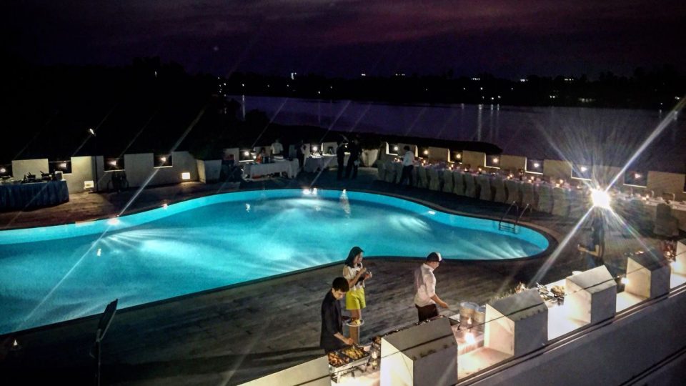tổ chức pool party cuối năm Tổ chức pool party cuối năm như thế nào thật ấn tượng