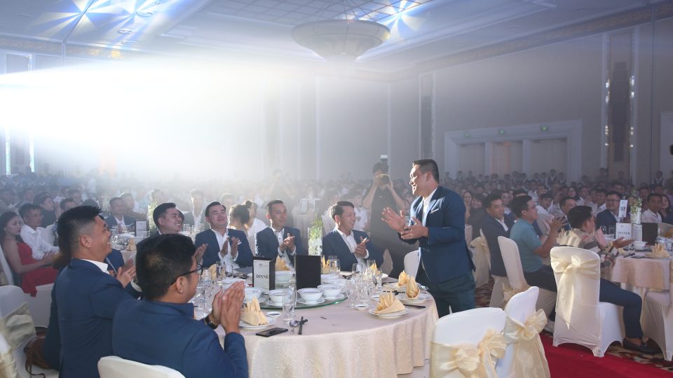 dịch vụ tổ chức tiệc tân niên dịch vụ tổ chức tiệc tân niên