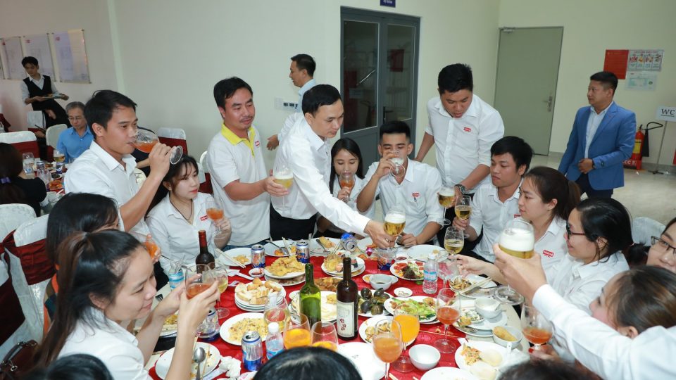dịch vụ tổ chức tiệc tân niên dịch vụ tổ chức tiệc tân niên